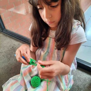 How to teach kids to crochet