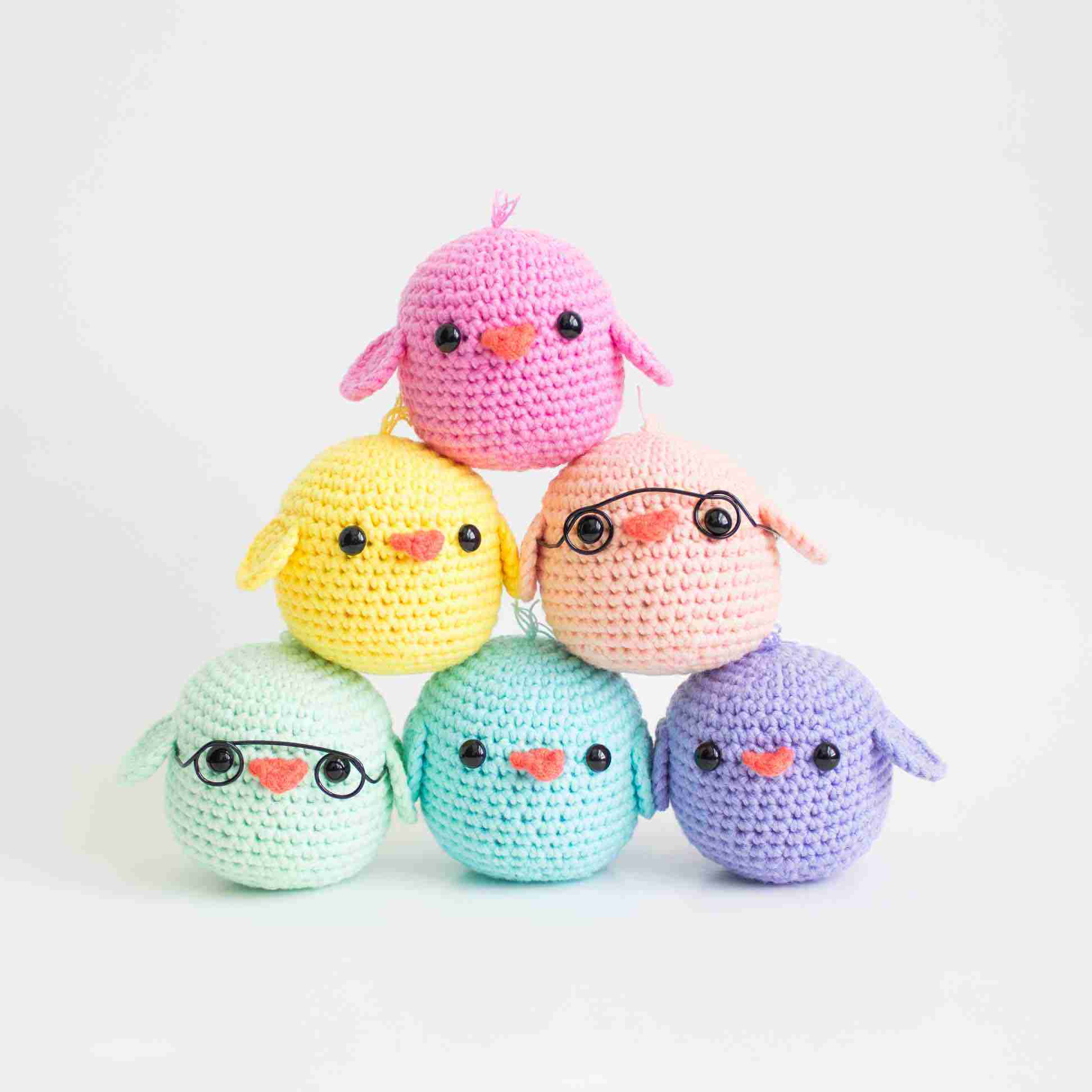 Easter crochet patterns Easter Chicks Amigurumi Free Pattern -A Menagerie of Stitches