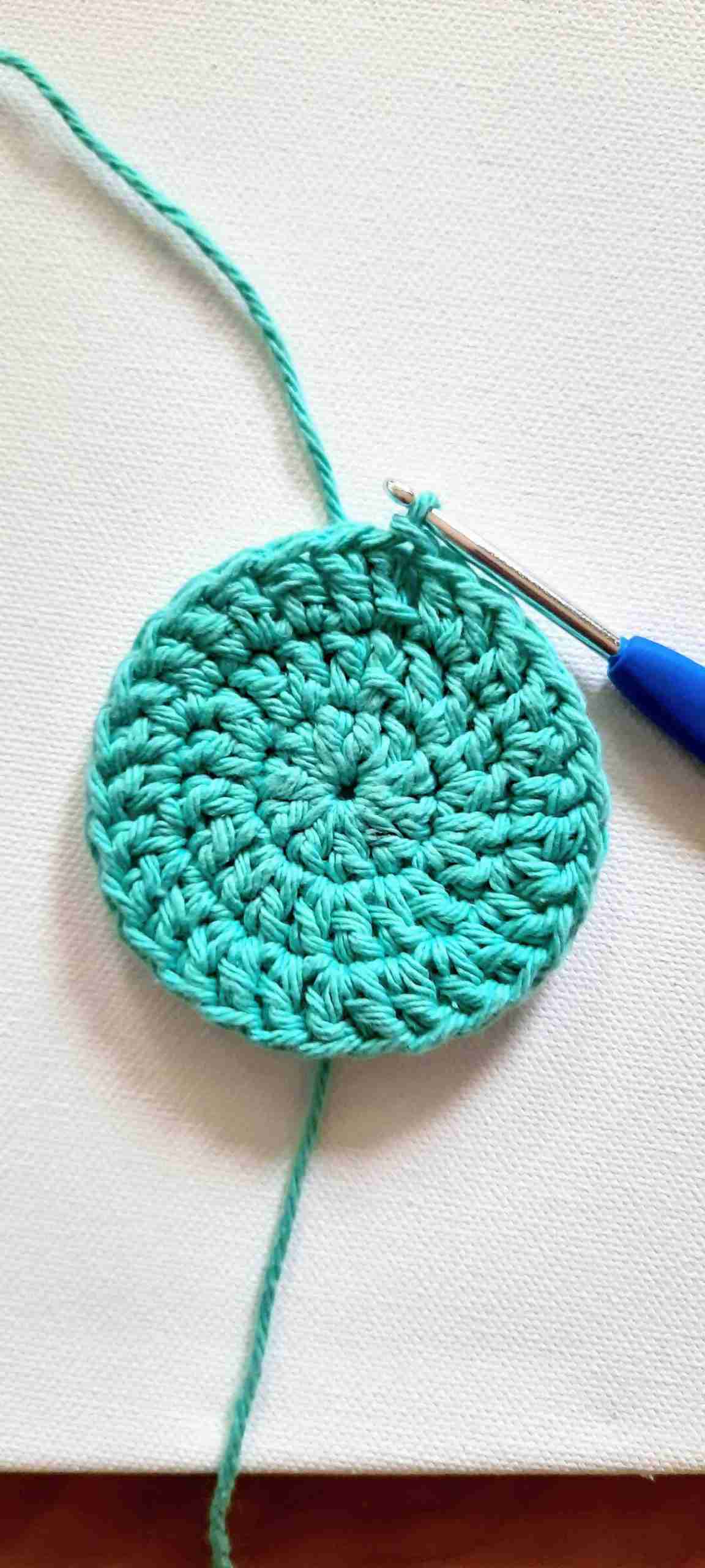 Coaster Crochet Pattern Free - Round 3