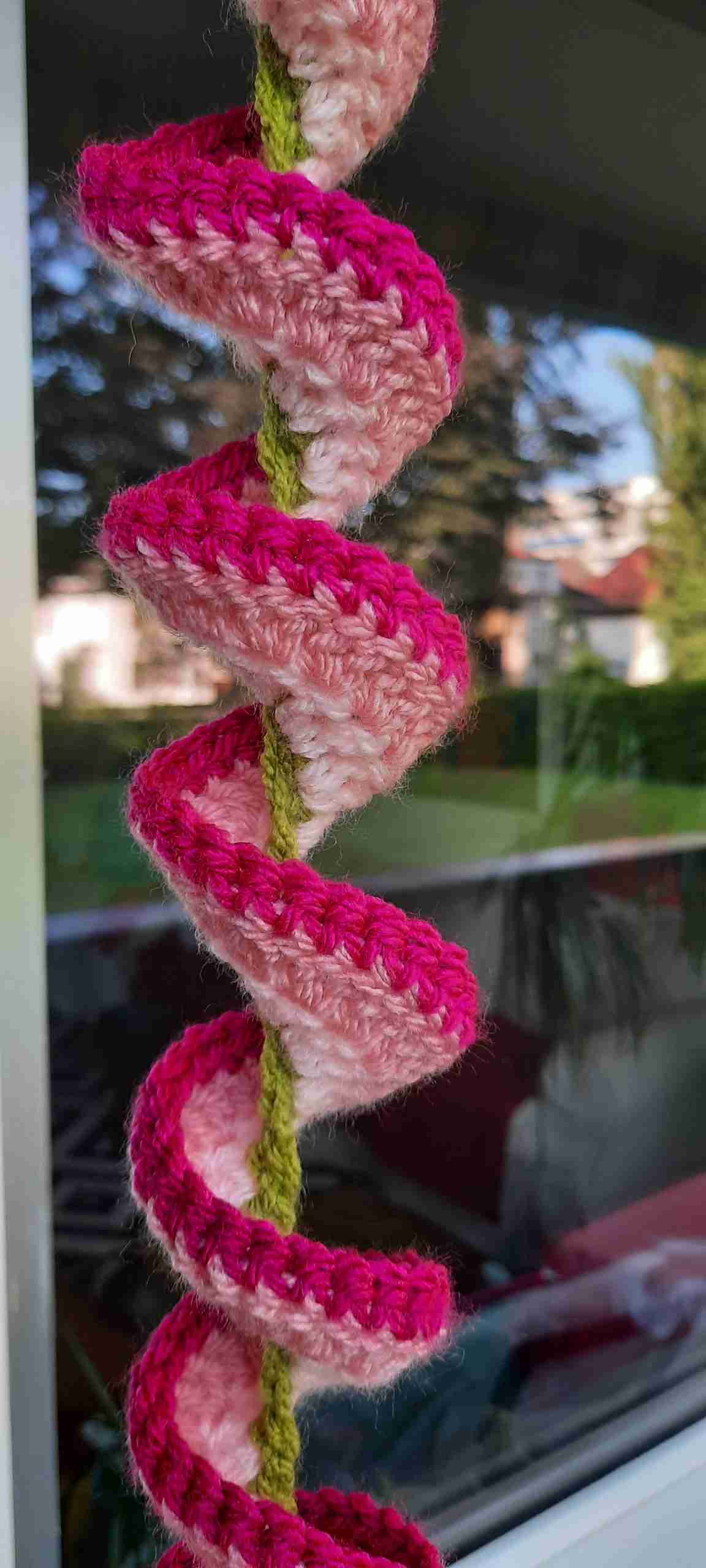 Crochet-Wind-Spinner-Pattern