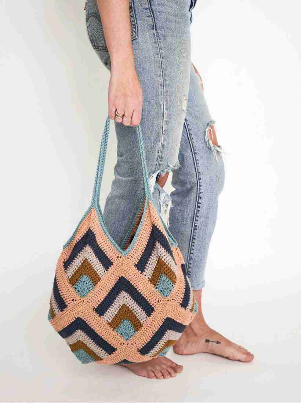Tote Bag Free Crochet Pattern - Bermuda Tote - Start Crochet