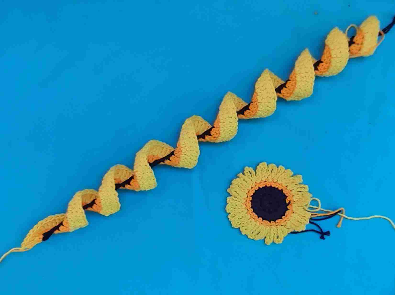 Sunflower crochet pattern tutorial with sunflower applique