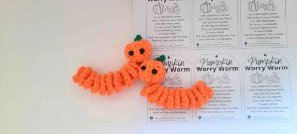 Worry-Worm-Crochet-Pattern