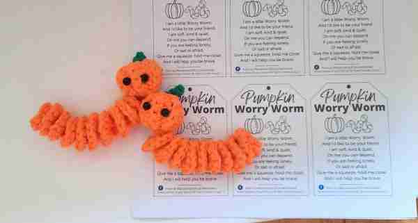 Worry-Worm-Crochet-Poem