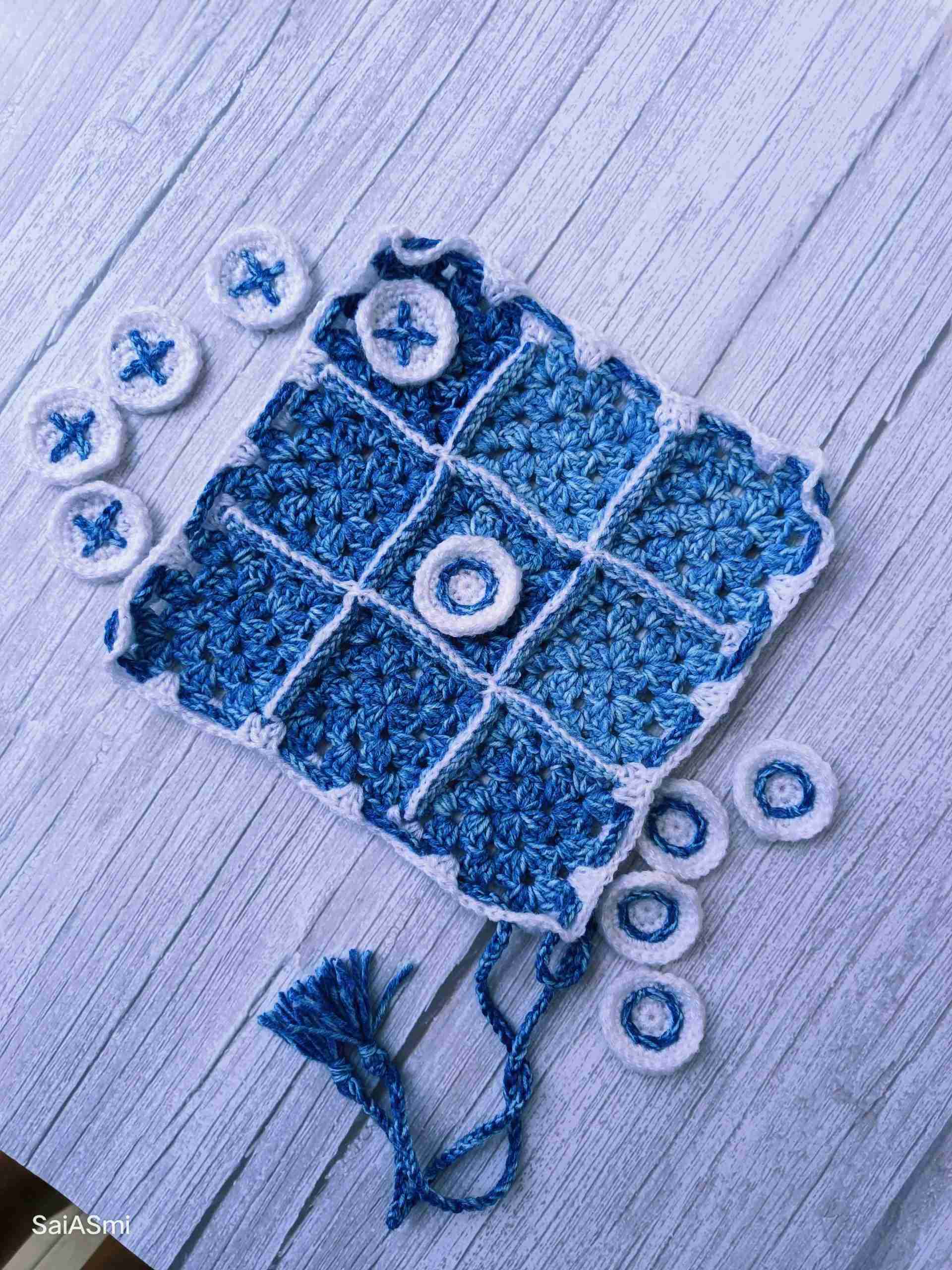 Granny Knots_n_Crosses free crochet pattern