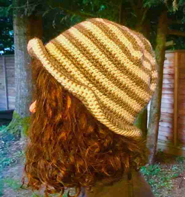 Striped bucket hat free crochet pattern1