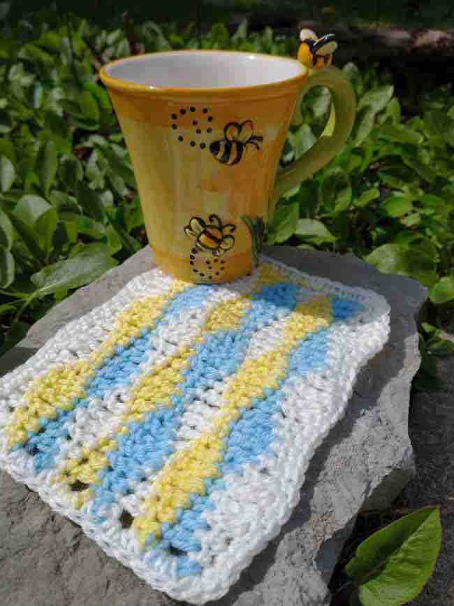 free crochet pattern Coastal Waves Coaster 01 - Pine Tree Crochet