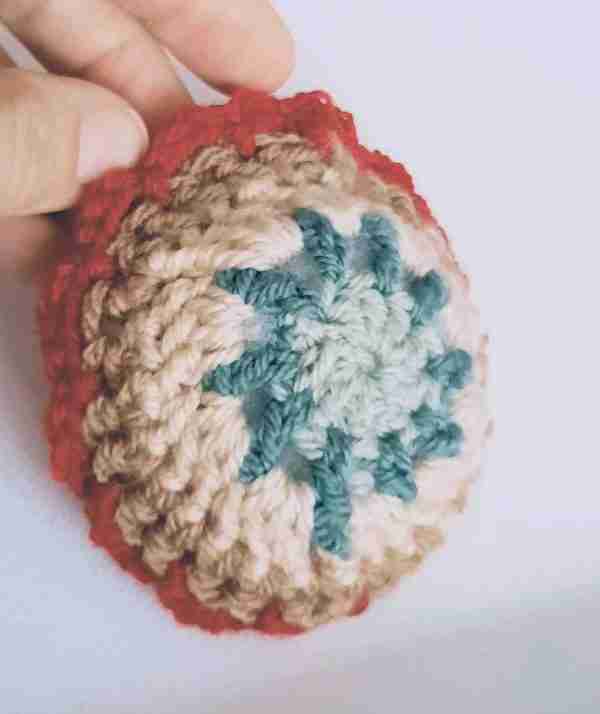 Christmas Baubles & bells Crochet Pattern 4
