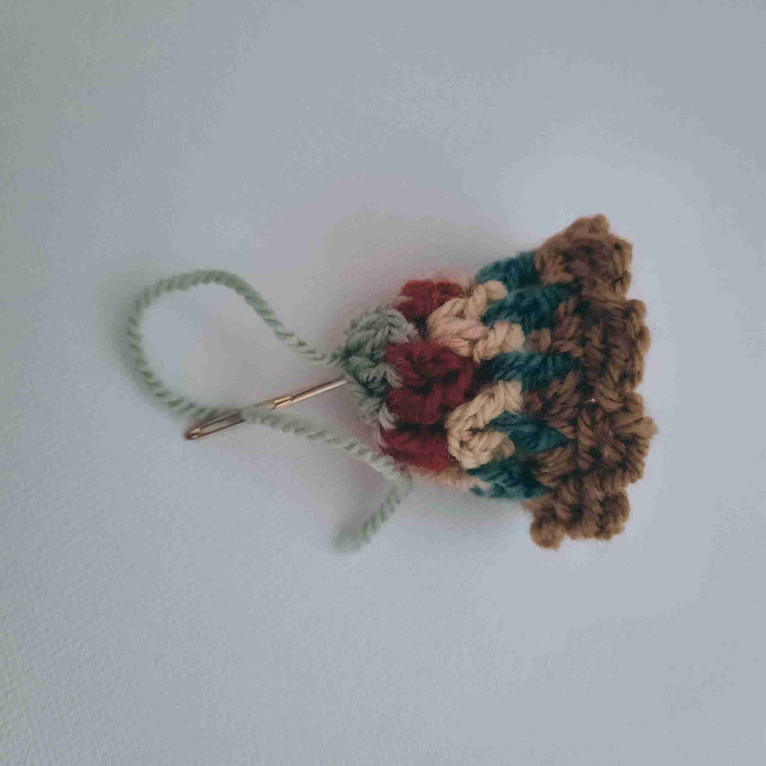 Crochet bell ornament pattern