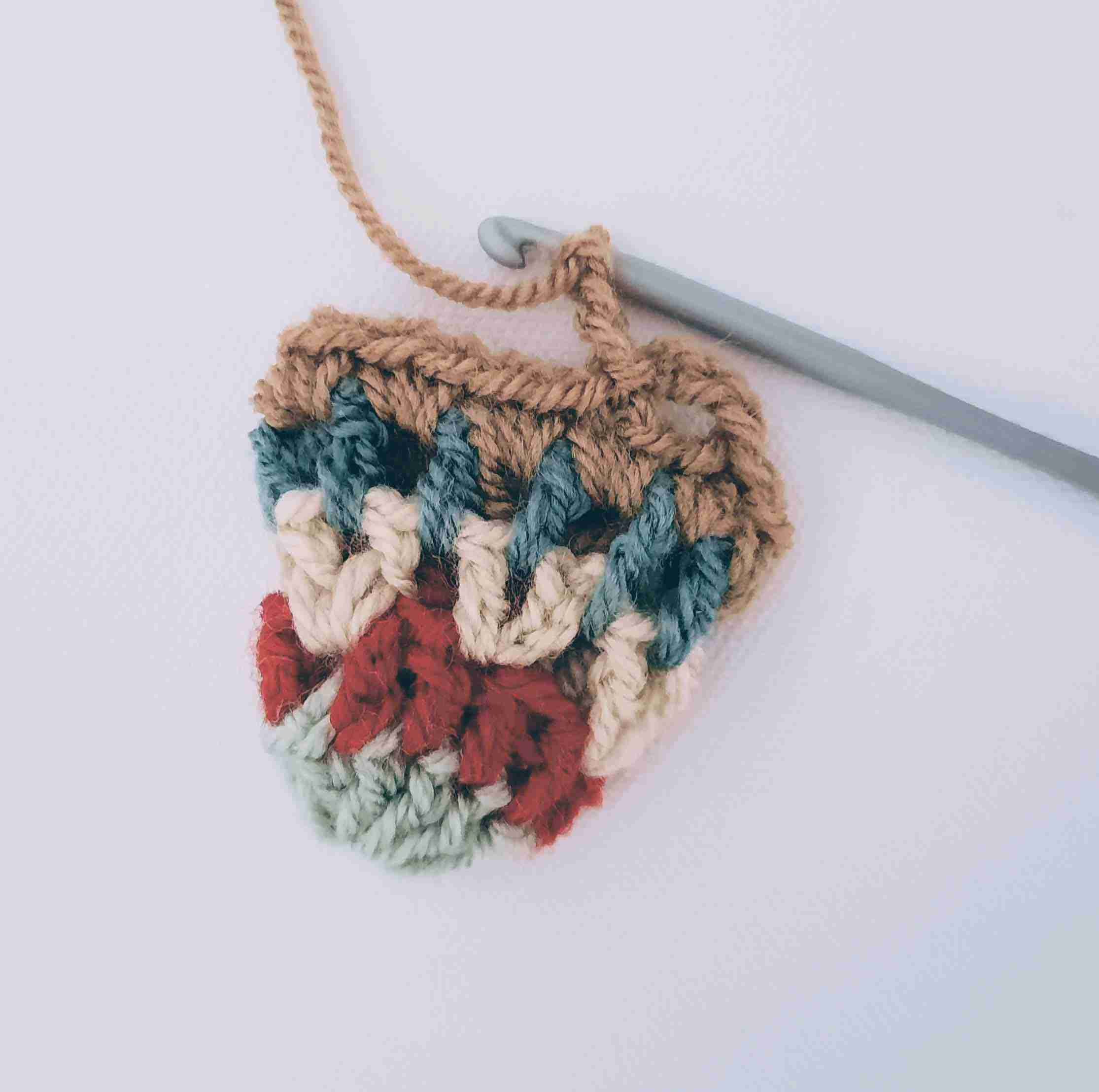 Small crochet bell pattern