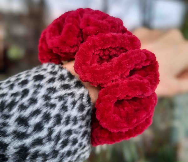 velvet scrunchie crochet pattern