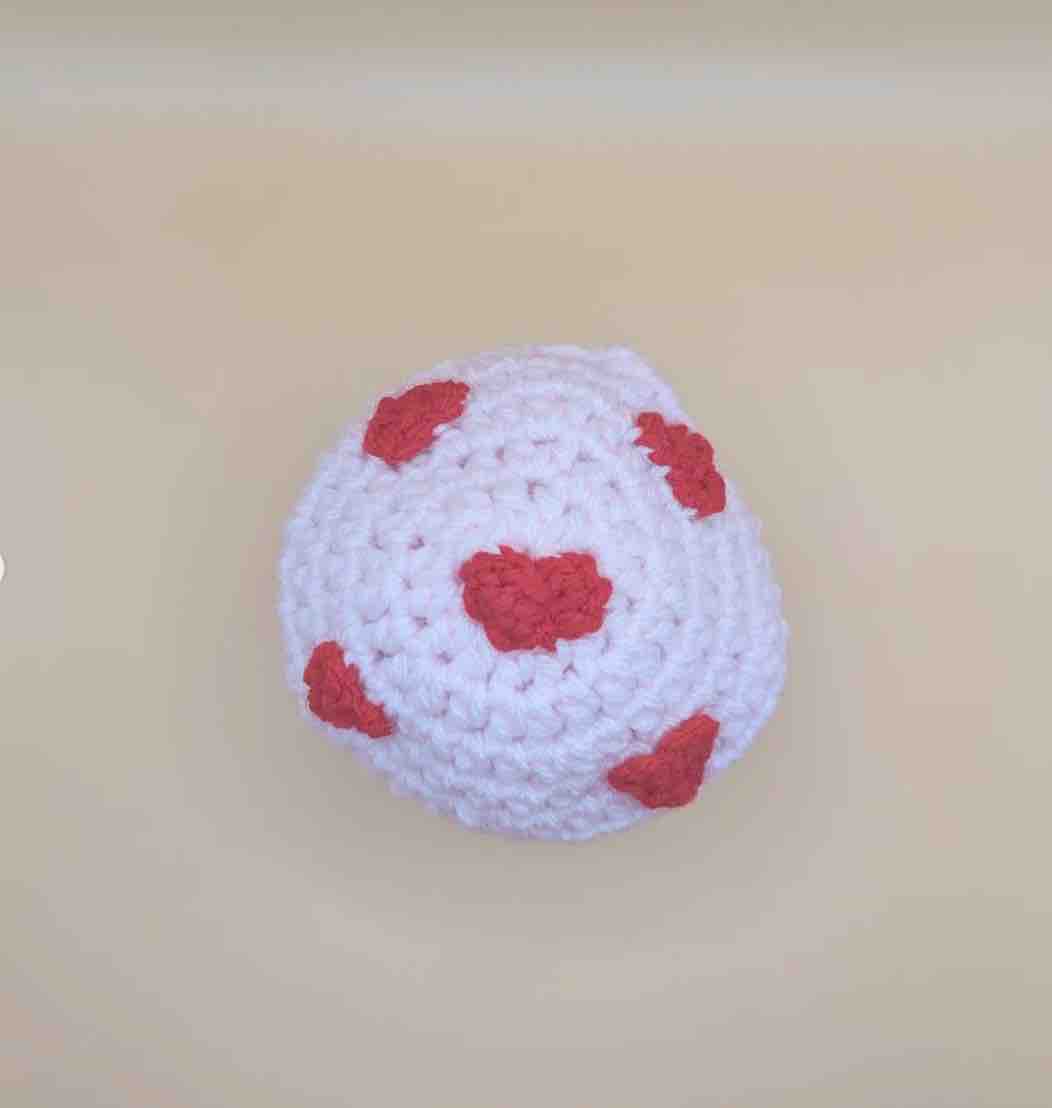How to make a tiny crochet heart