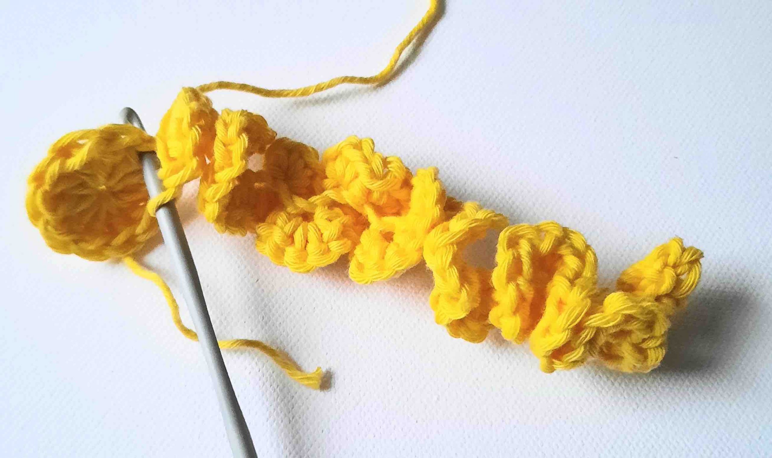 Bee worry worm crochet pattern free