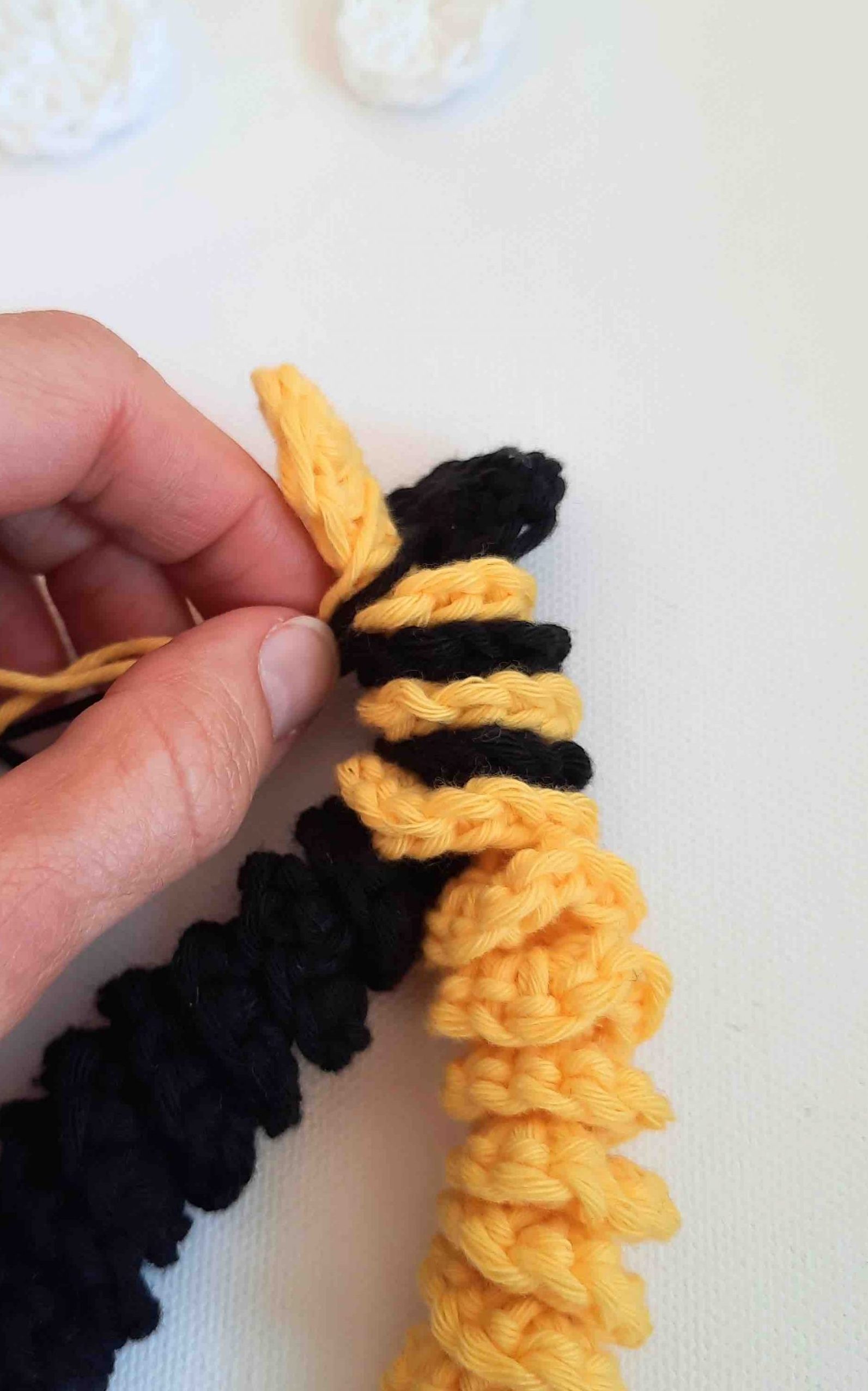 bee crochet pattern