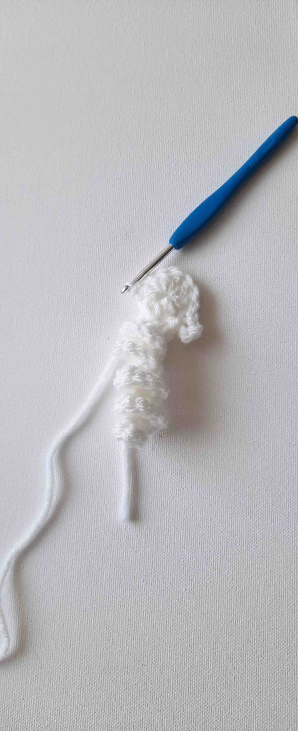how to crochet a worry worm