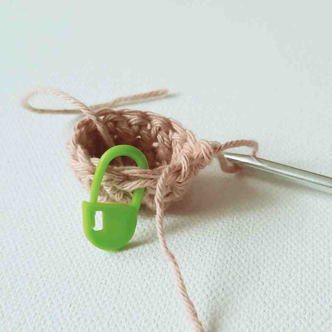 Easy christmas crochet keychain patterns for beginners