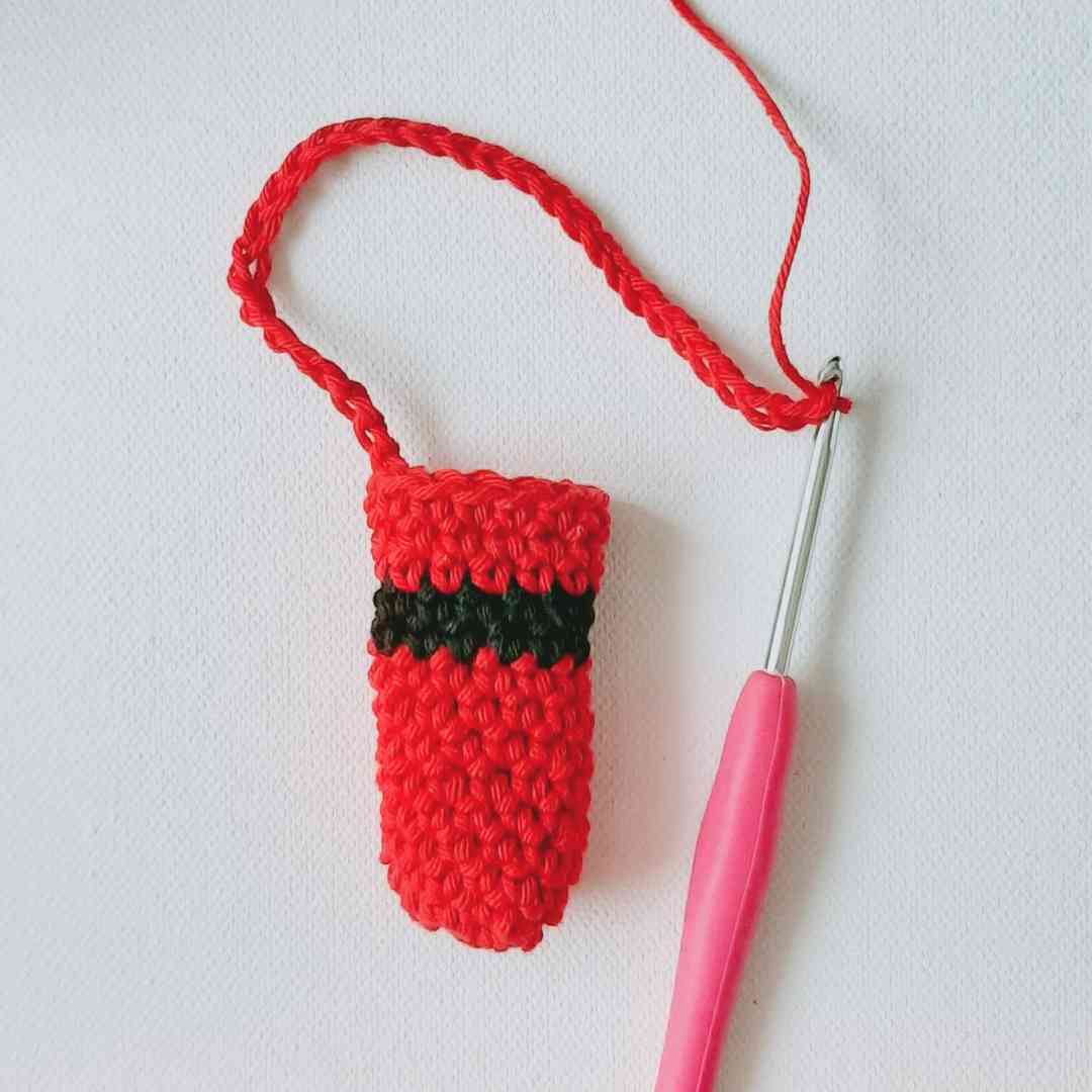 Santa-themed lip balm holder crochet pattern