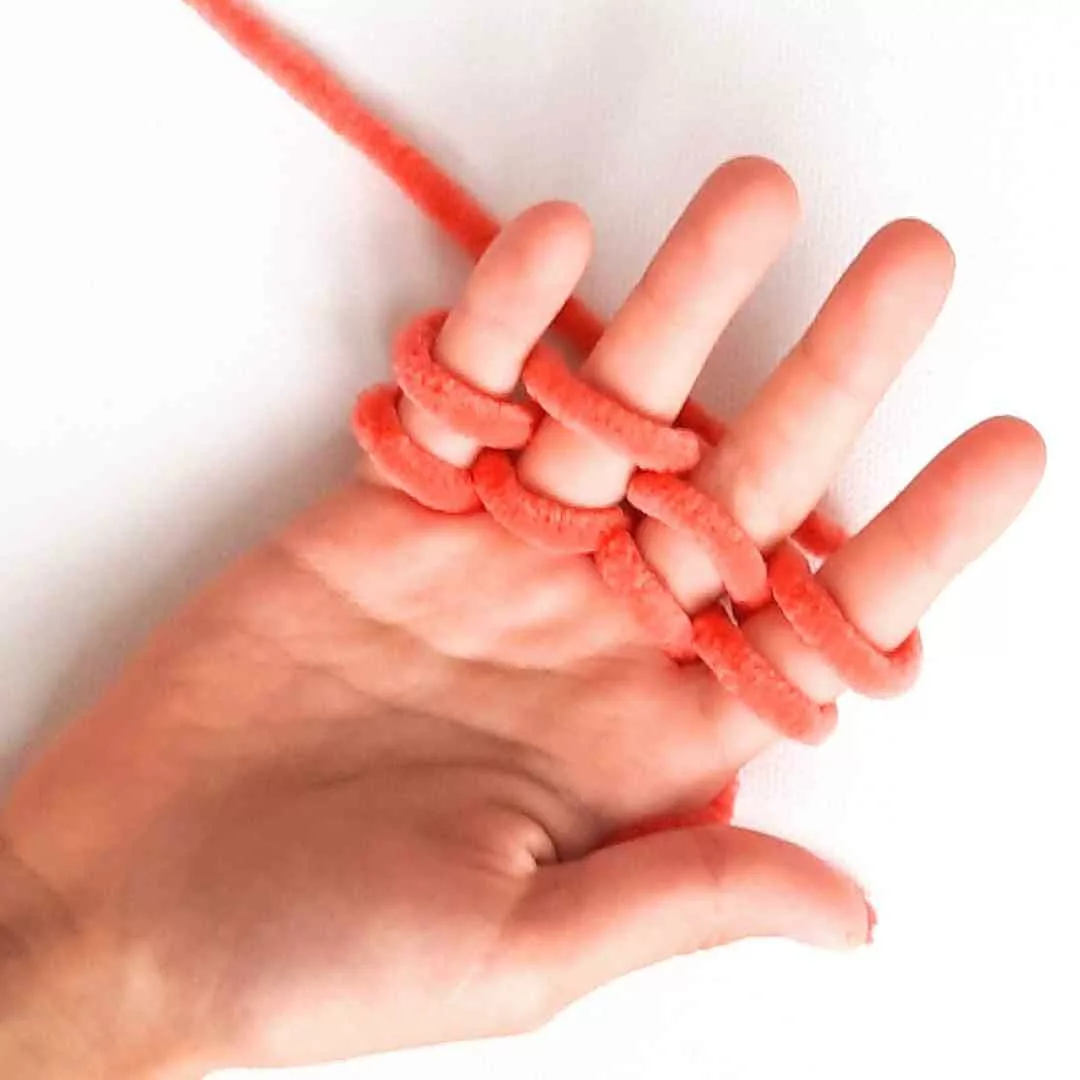 how do finger knit