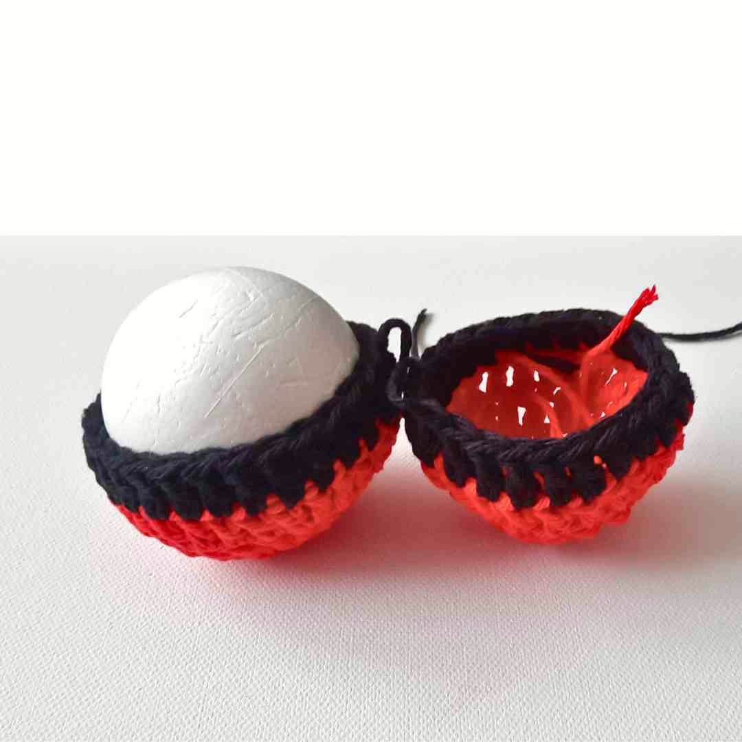 free christmas bauble crochet pattern