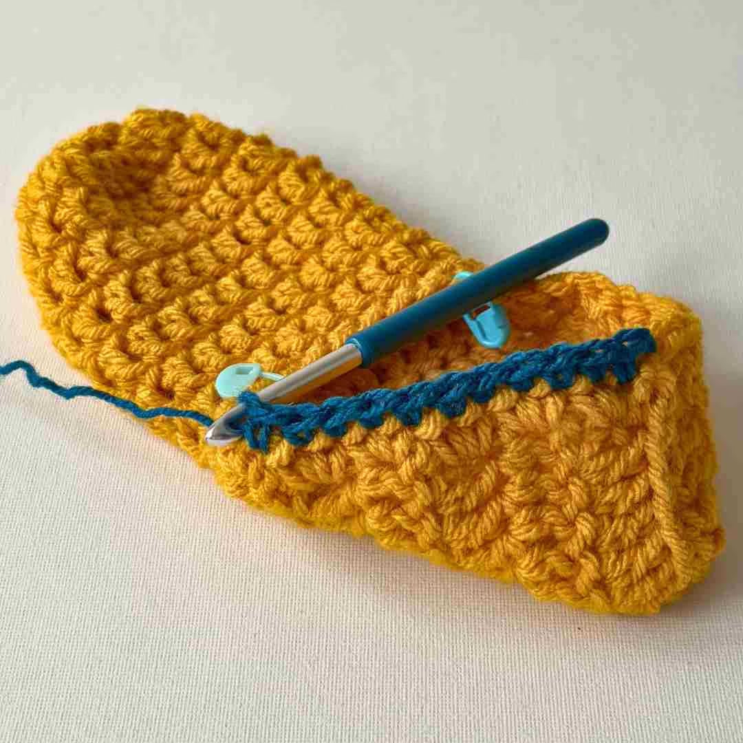easy crochet slippers free pattern for adults easy crochet slippers free pattern for adults