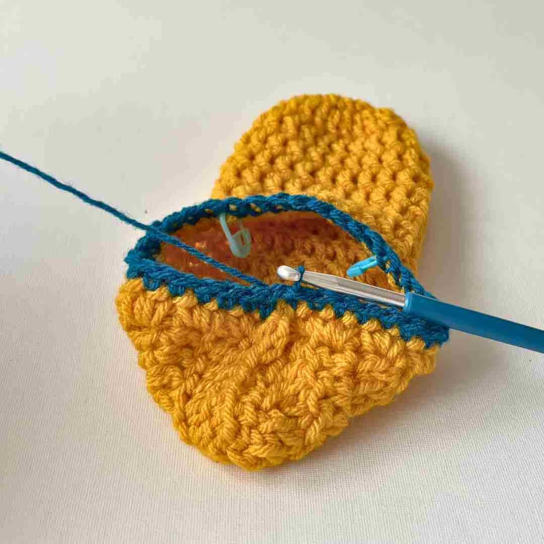 easy crochet slippers free pattern for adults easy crochet slippers free pattern for adults