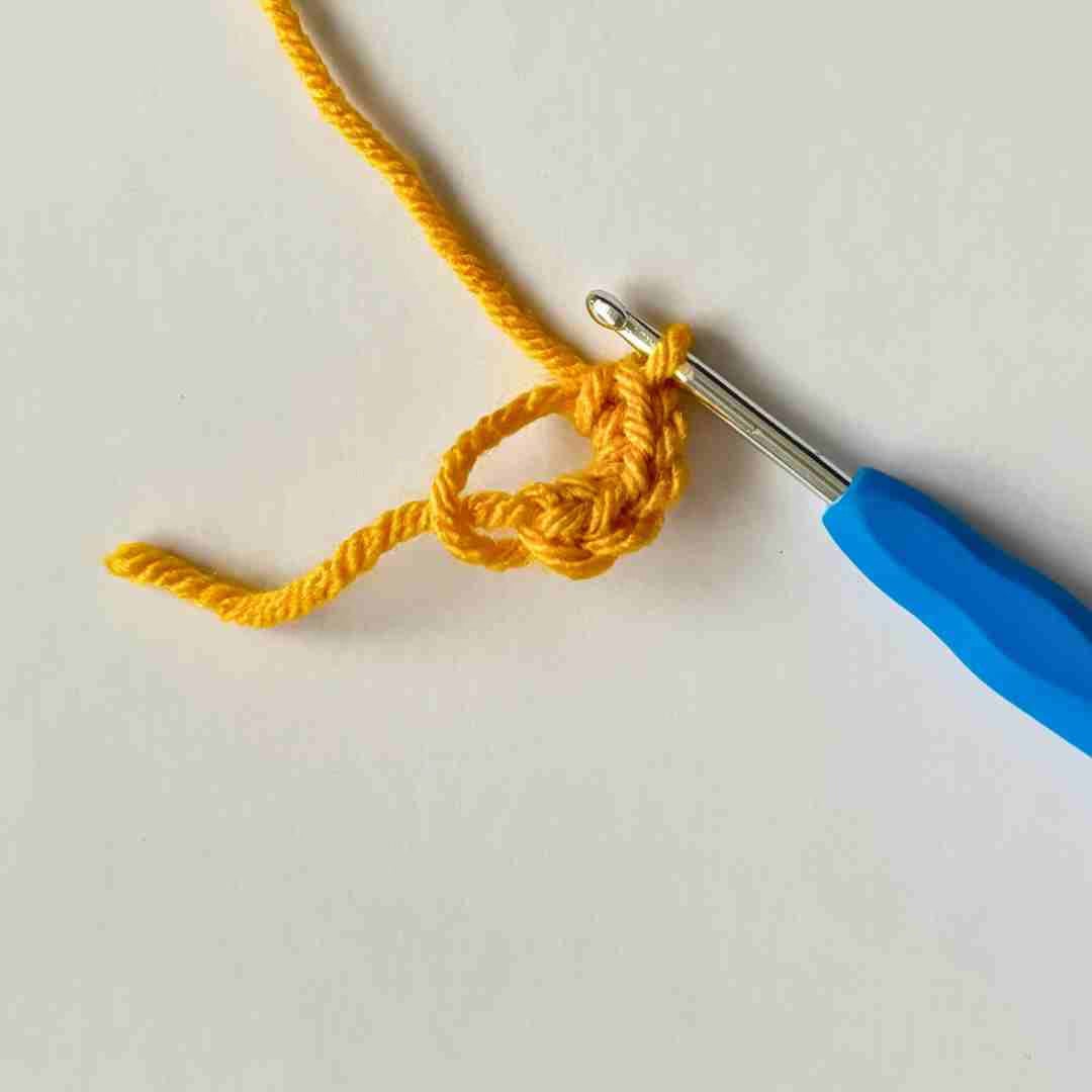 easy crochet flower pattern for beginners (2) easy crochet flower pattern for beginners