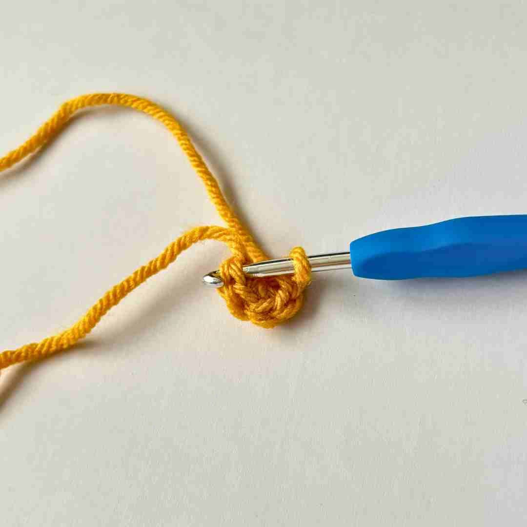 easy crochet flower pattern for beginners (3) easy crochet flower pattern for beginners