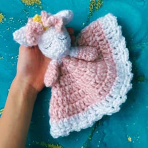 Unicorn-Lovey-Crochet-Pattern