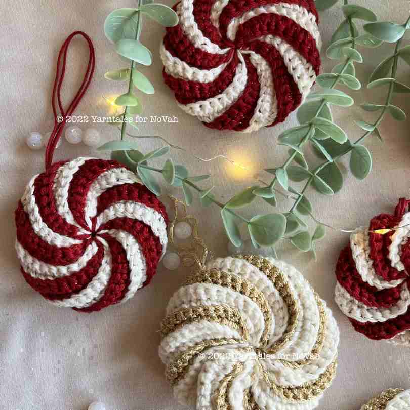 Swirly Bauble No. 3 by YarntalesforNoVah