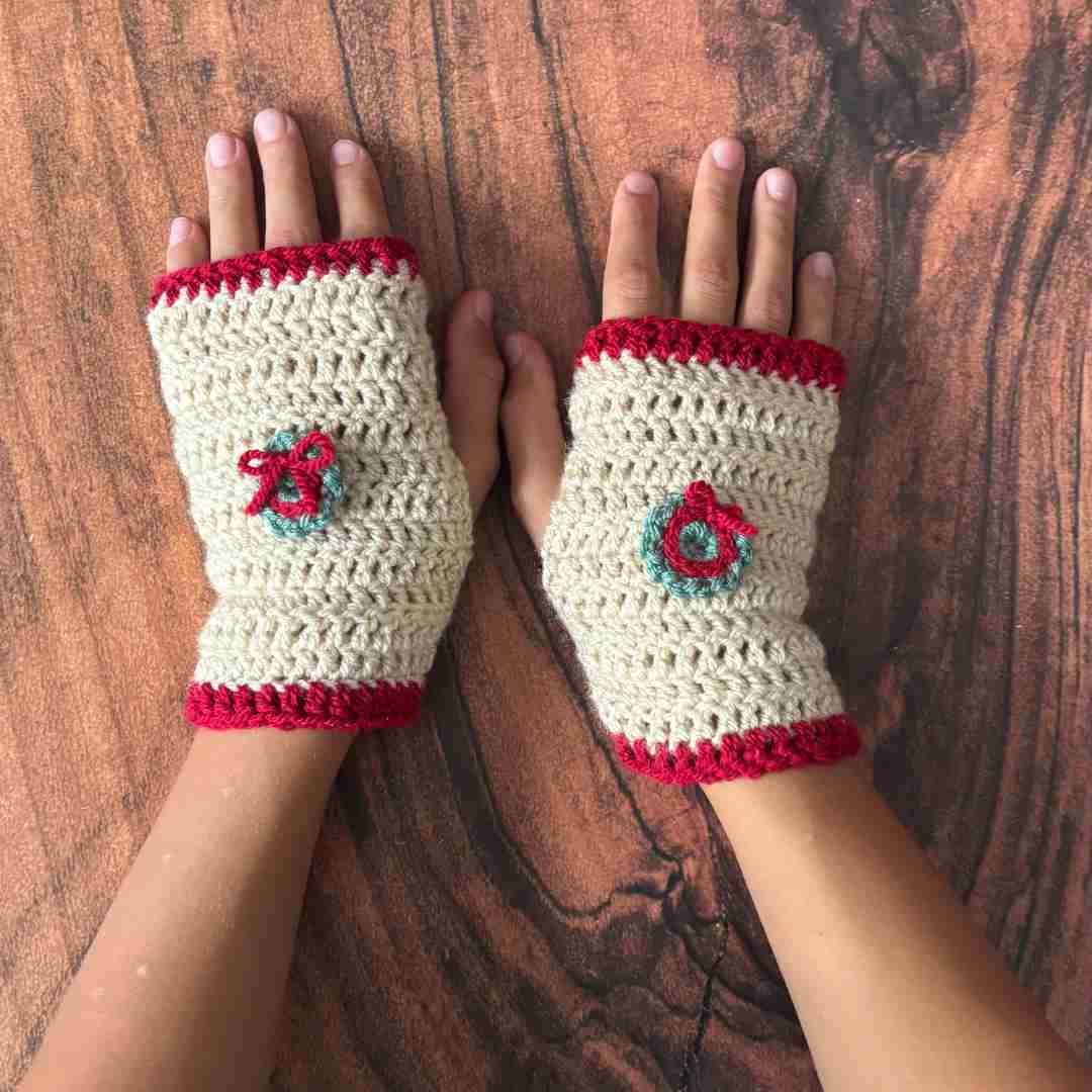 easy christmas hand warmer crochet pattern
