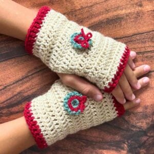 easy christmas hand warmers crochet pattern