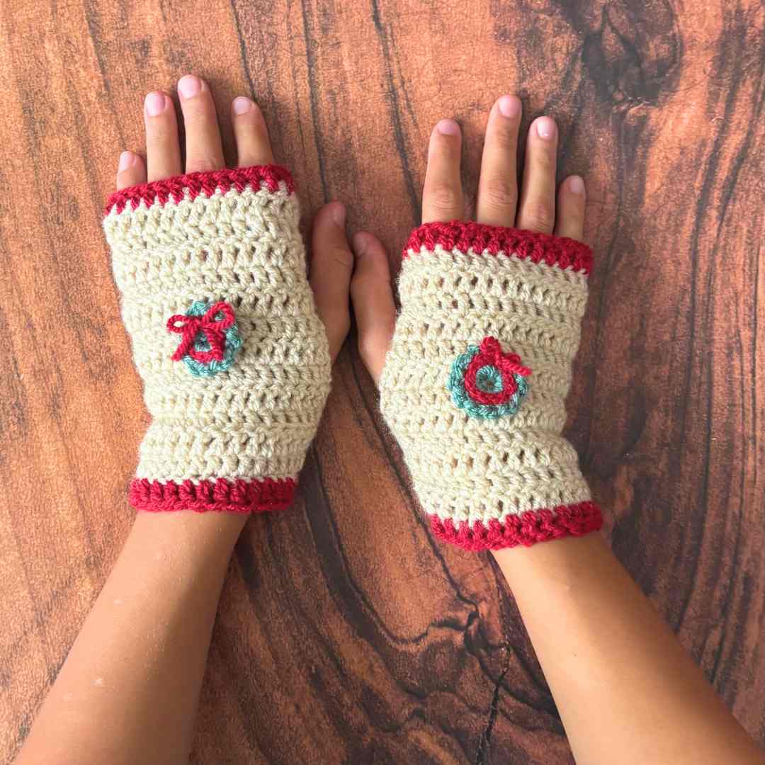 simple christmas hand warmers crochet pattern