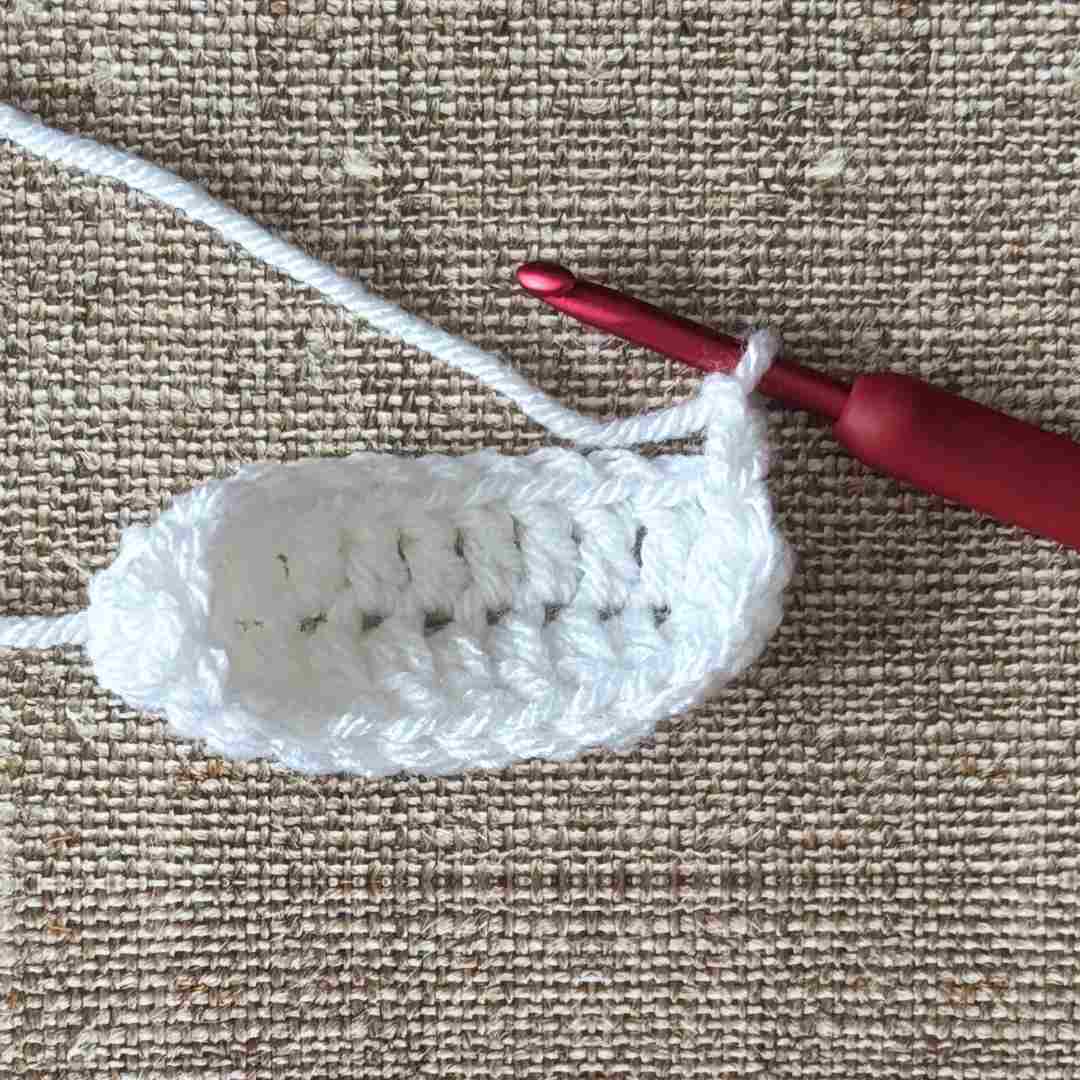 snowman eyeglasses case crochet pattern for beginners