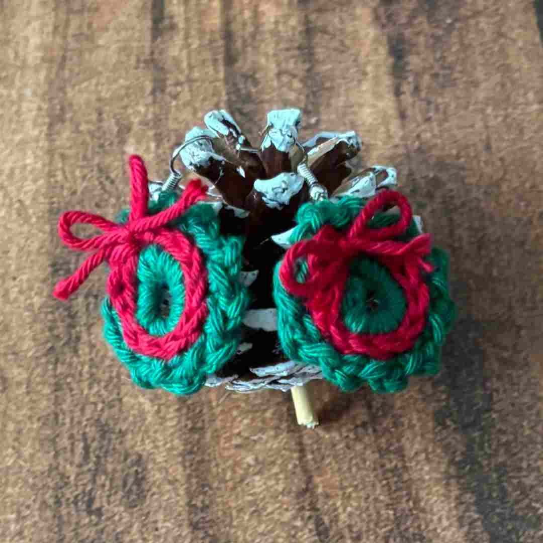 Wreath Earrings Crochet Pattern (PDF) – Easy & Festive Christmas Earrings - Image 6