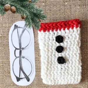 snowman-glasses-case-crochet-pattern-free