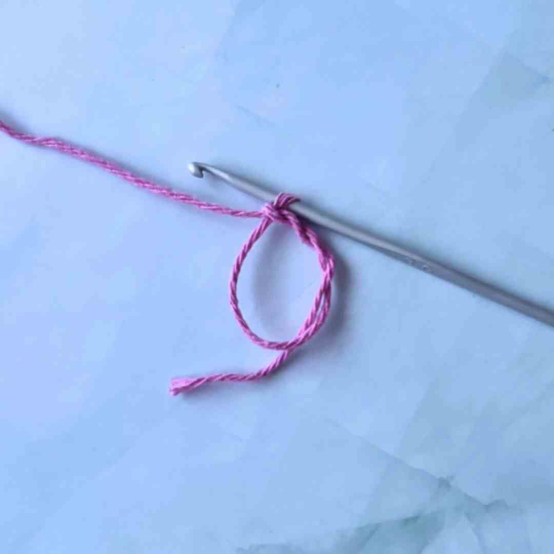 crocheting the magic circle