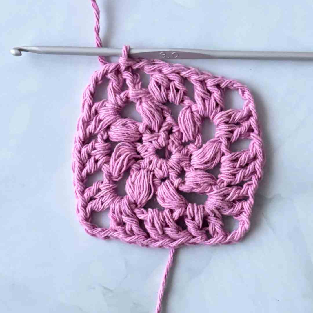 vintage flower granny square crochet