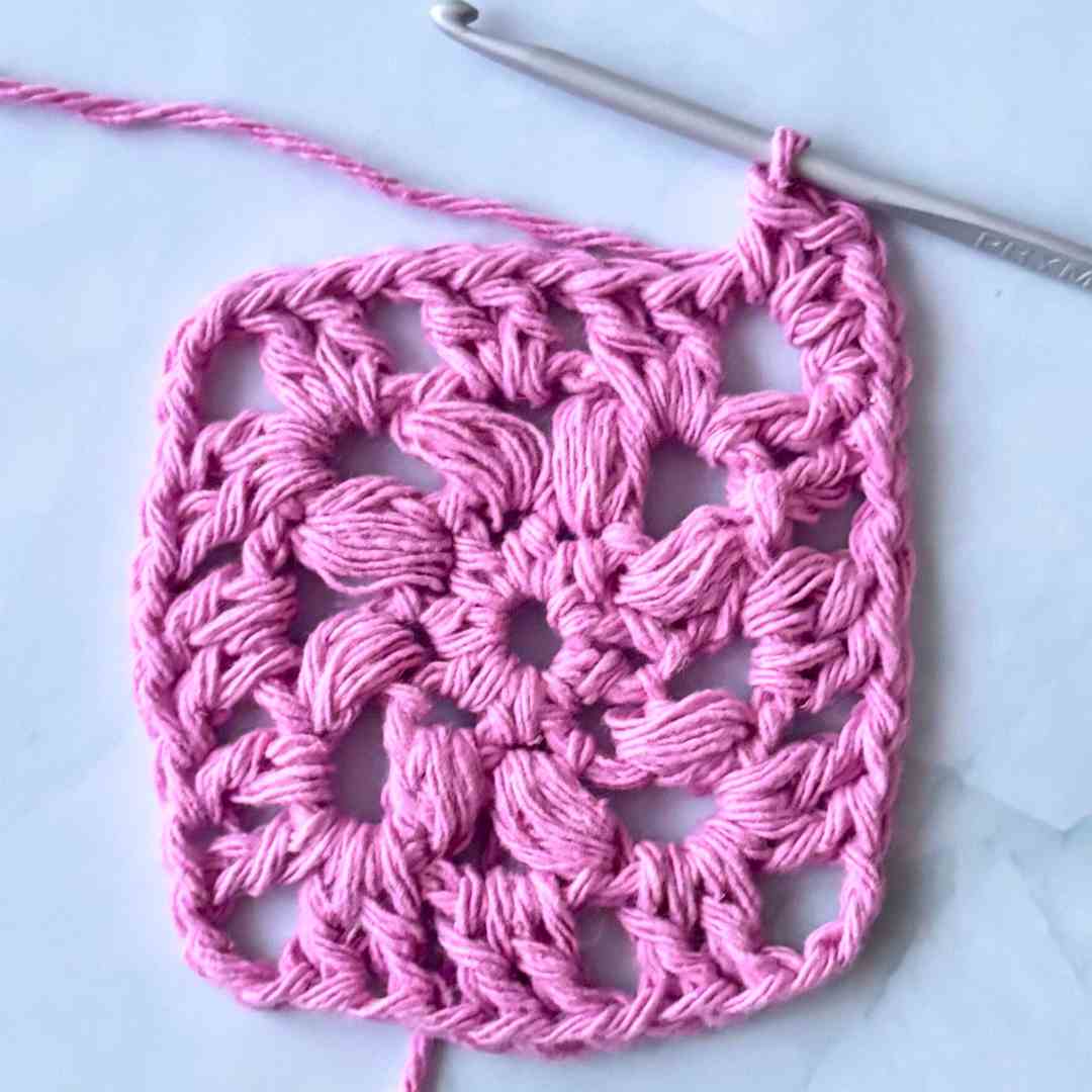 crochet puff flower motif