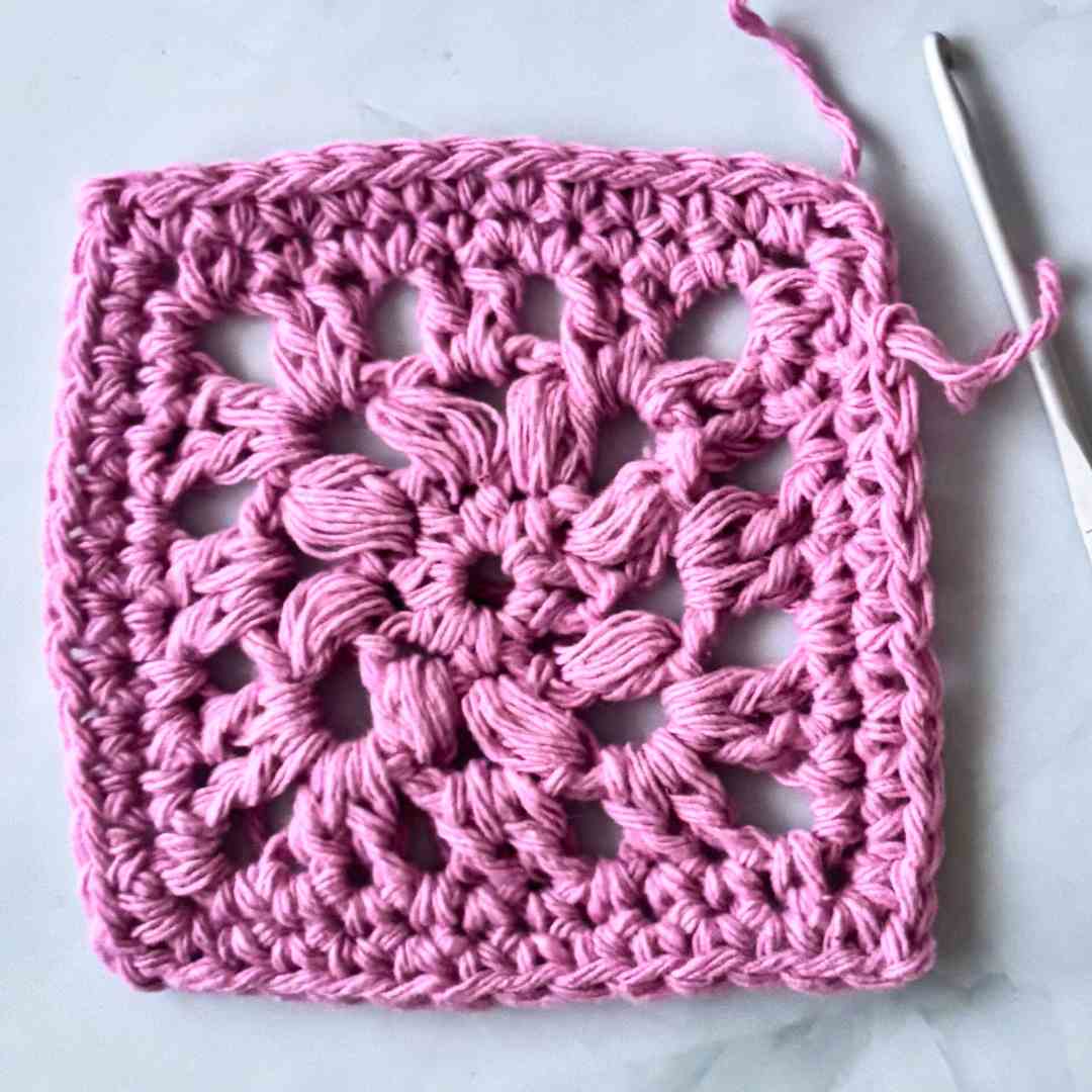 granny square flower crochet tutorial