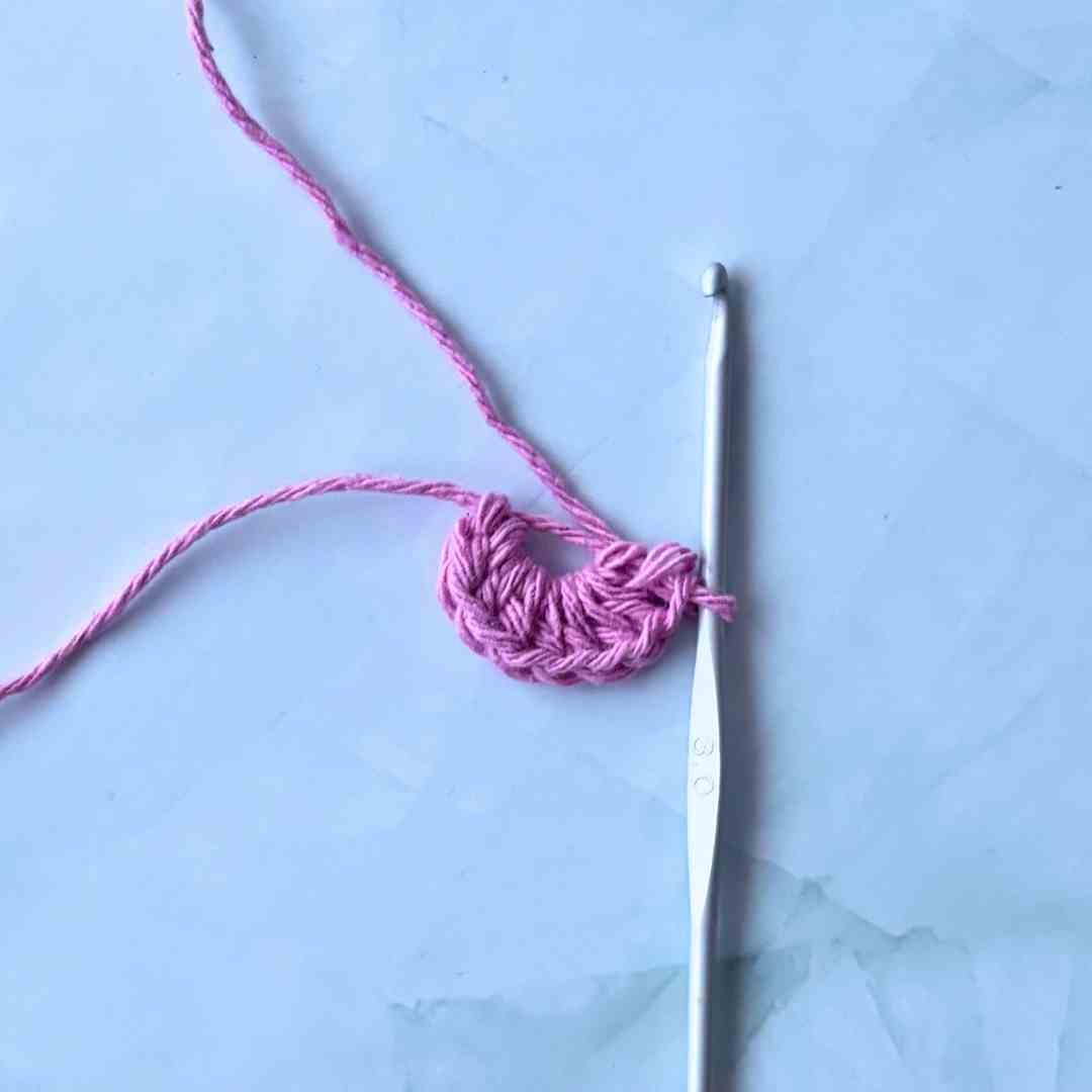 granny square with puff flower center