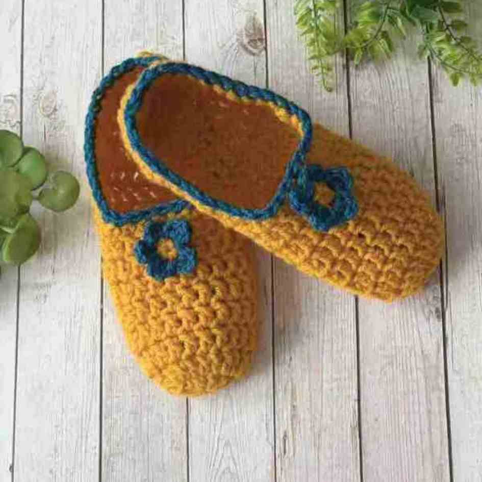 Fast & Easy Crochet Slippers Pattern