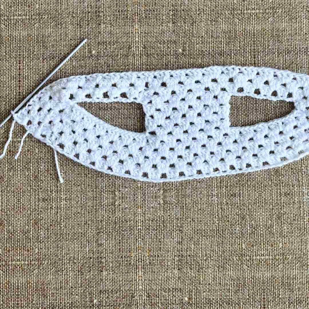 Granny Stitch Horse Bonnet Crochet Pattern