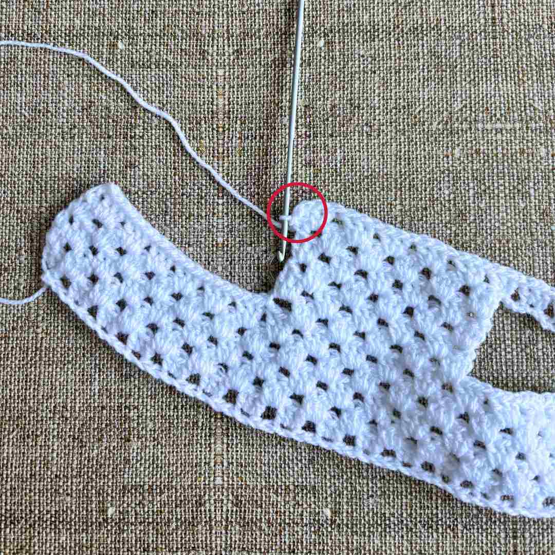 Granny Stitch Horse Bonnet Crochet Pattern 