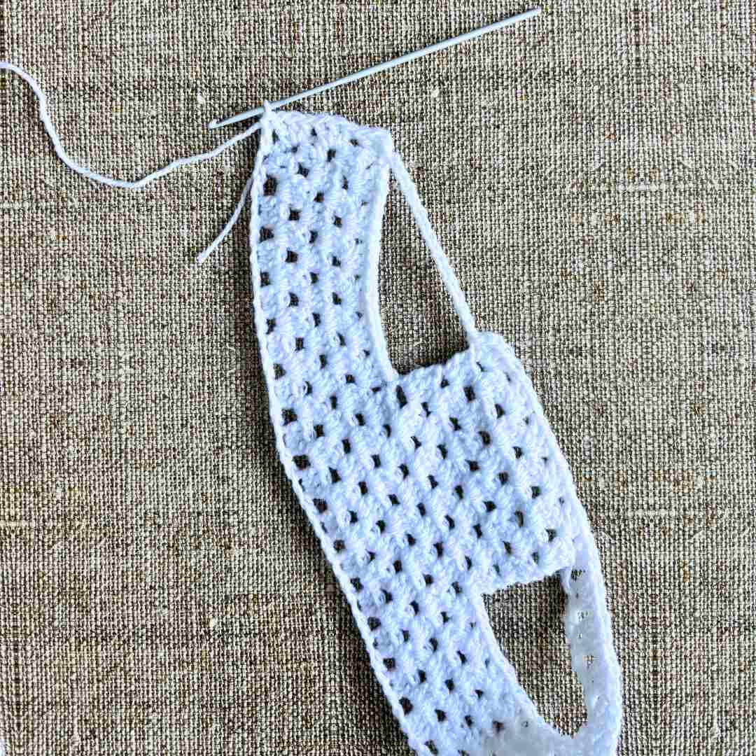 Granny Stitch Horse Bonnet Crochet Pattern