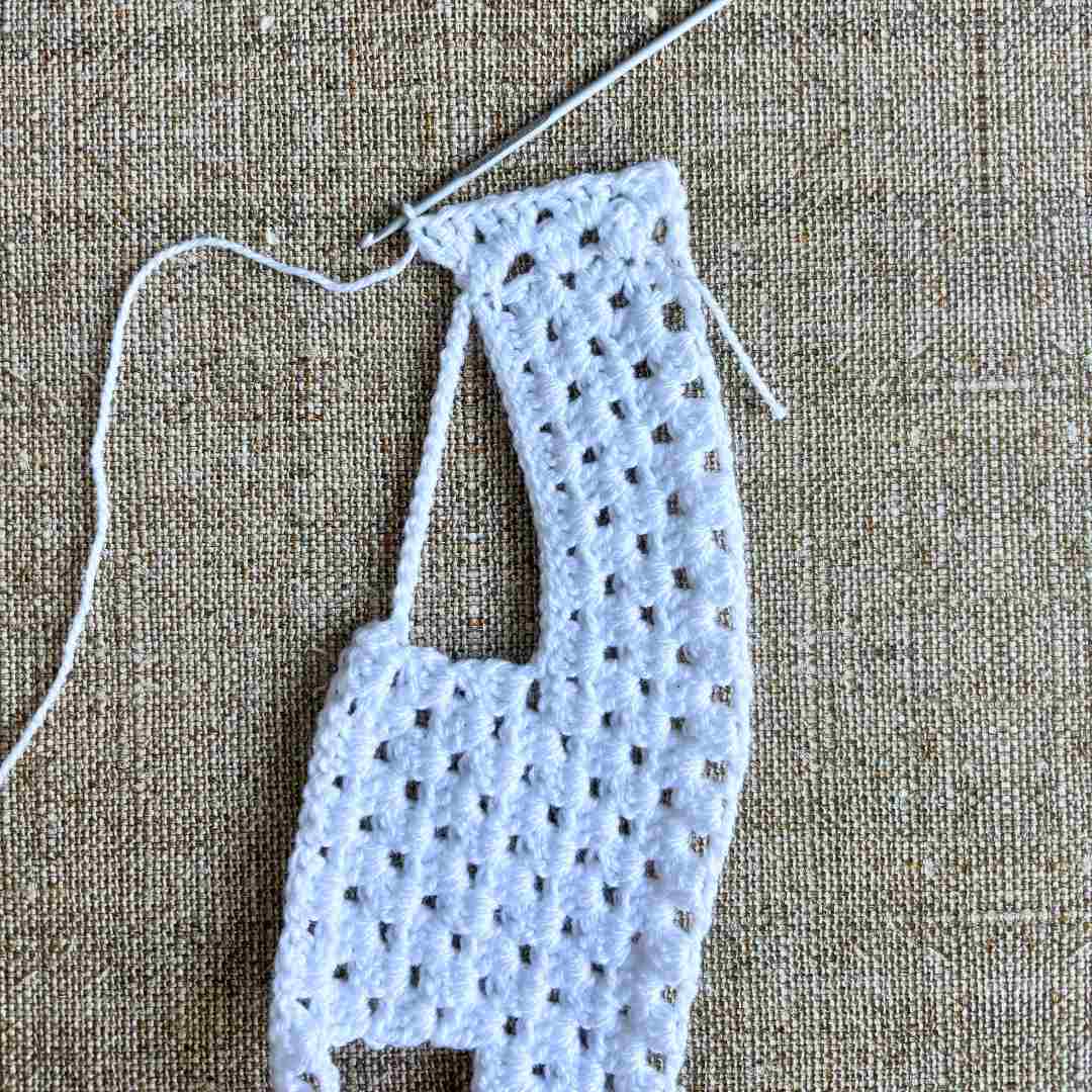 Granny Stitch Horse Bonnet Crochet Pattern