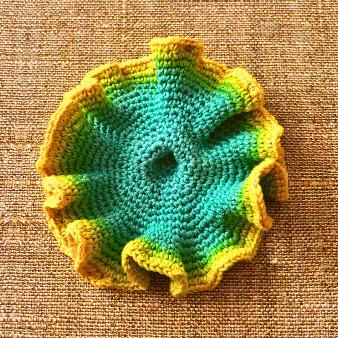 hyperbolic-crochet-pattern-for-beginners hyperbolic-crochet-pattern-for-beginners