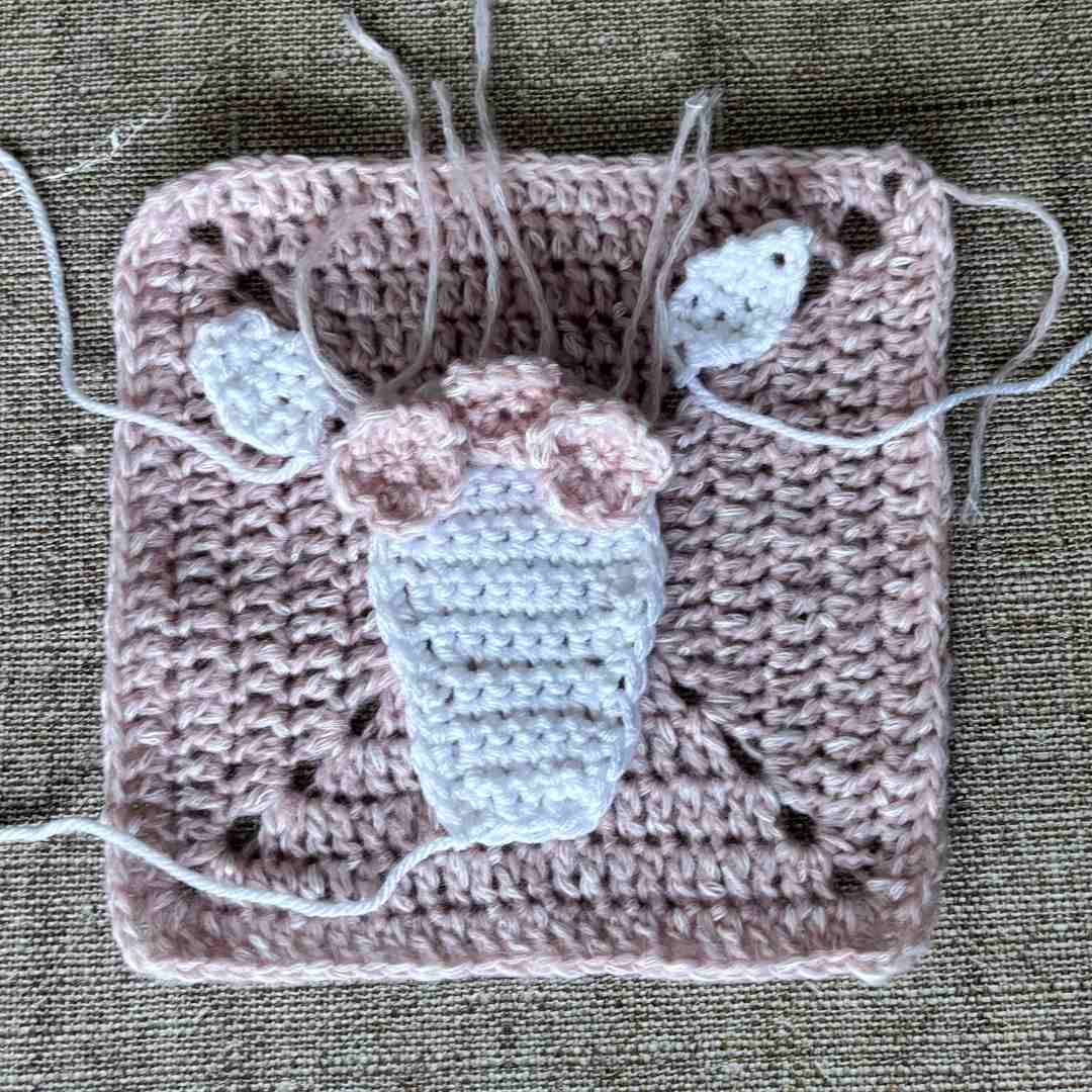 Solid Granny Square Crochet Pattern (15)