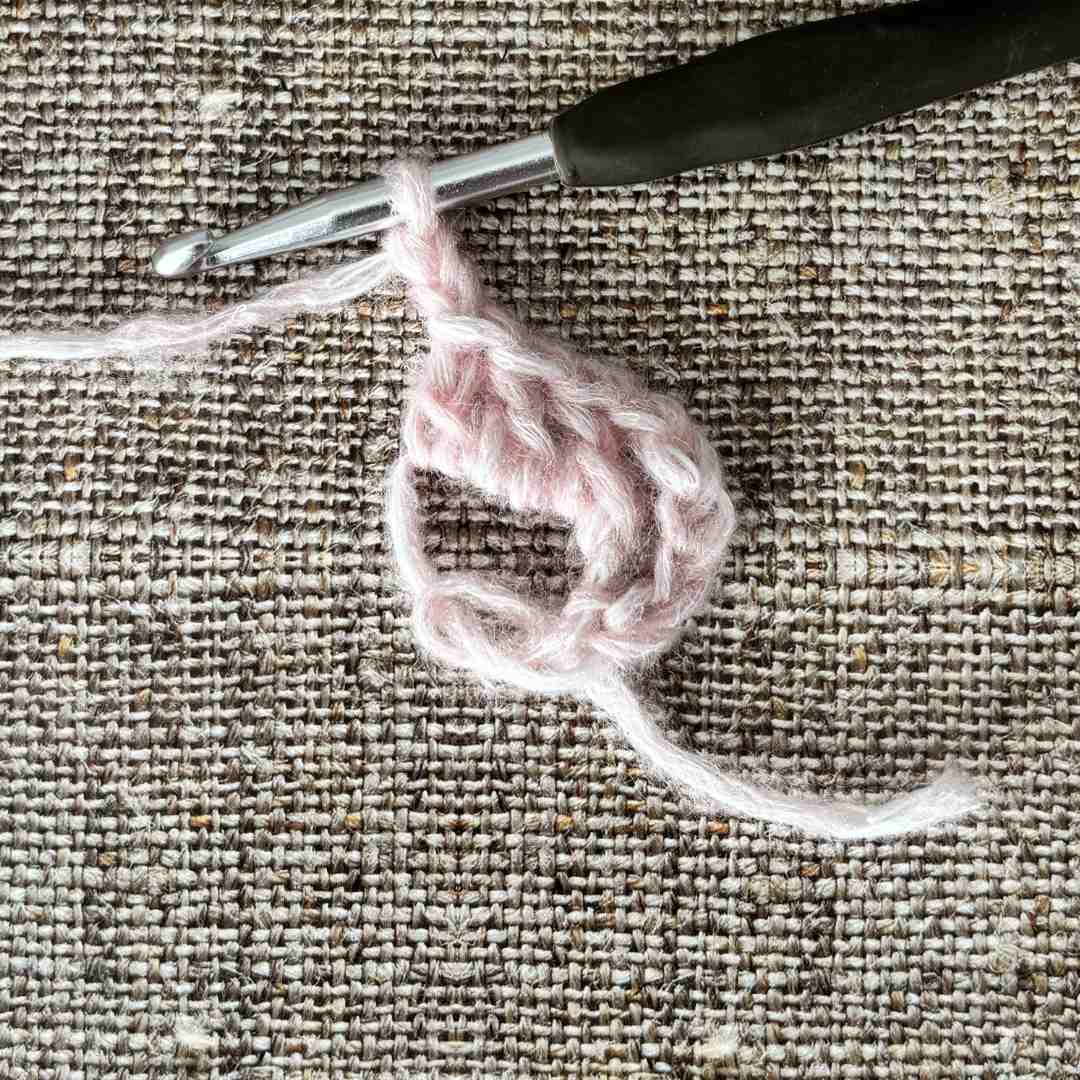 Solid Granny Square Crochet Pattern (2)