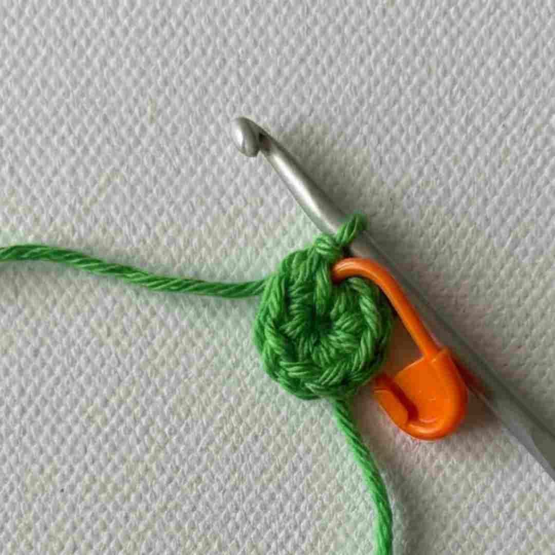watermelon hacky sack crochet pattern